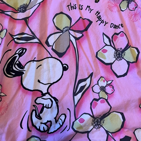 Snoopy scrub top - Picture 5 of 5